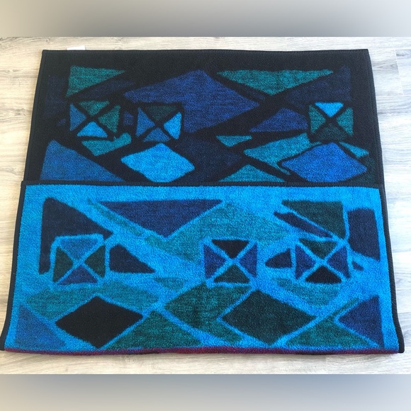 Biederlack Geometric Patterned in Black and Blue blanket - Picture 3 of 10